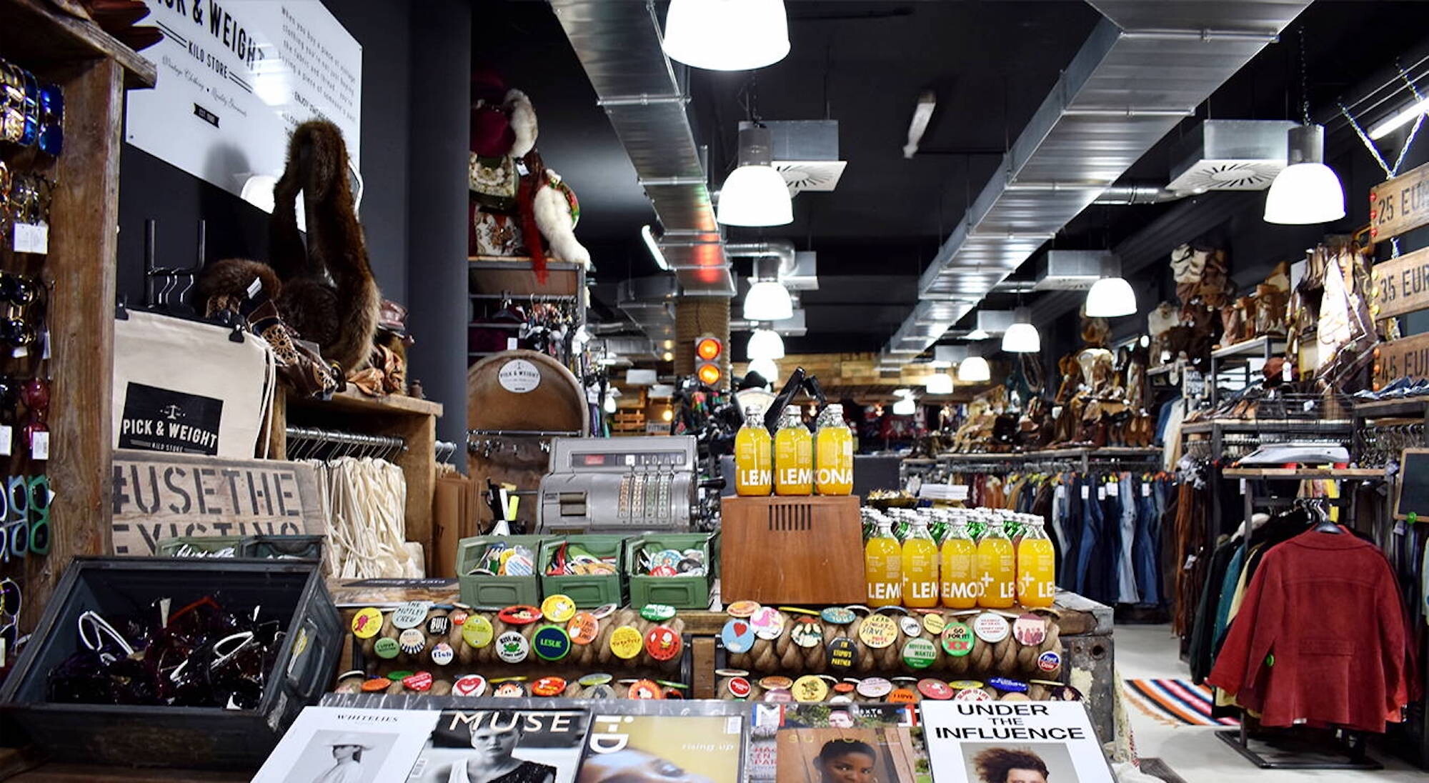 PICKNWEIGHT | Top Second Hand Shops in Köln | Mr. Köln | Foto: PICKNWEIGHT PICKNWEIGHT | Top Second Hand Shops in Köln | Mr. Köln | Foto: PICKNWEIGHT